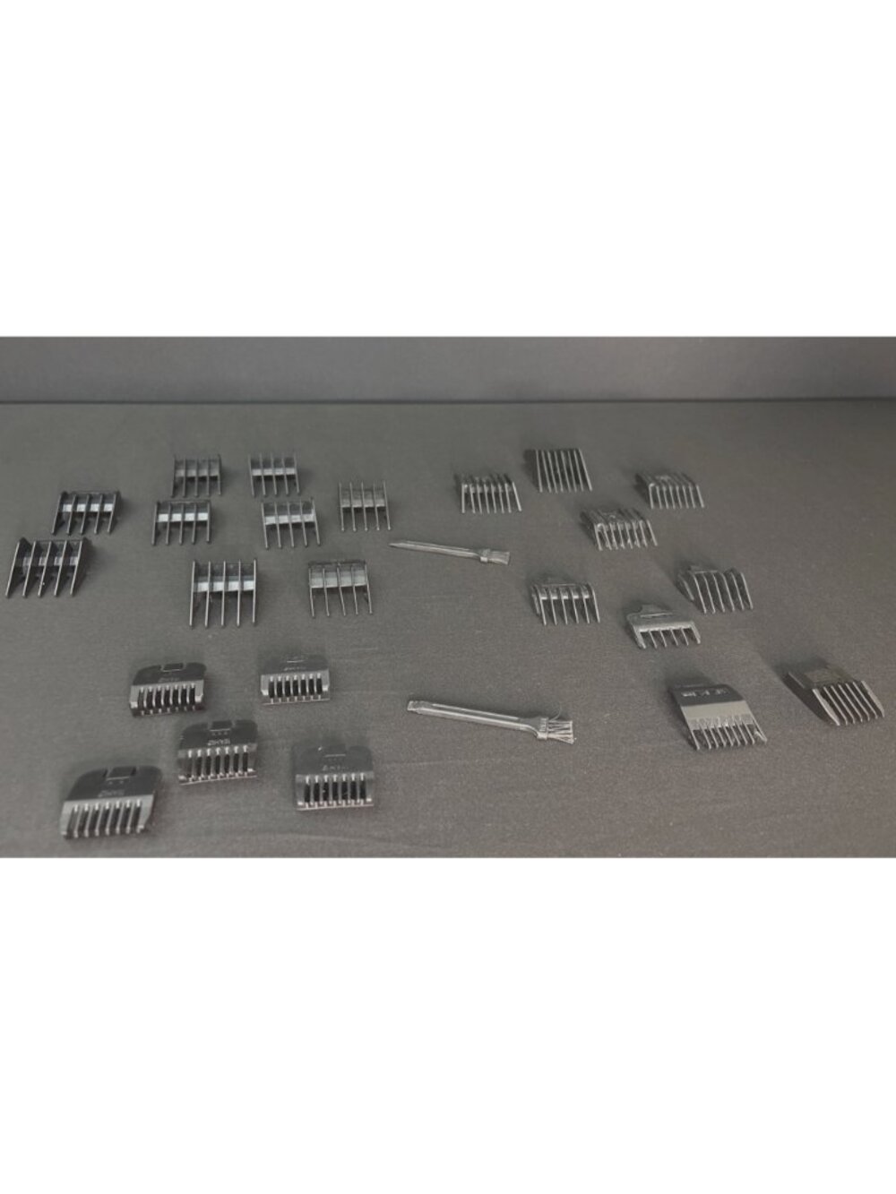 Various Clippers & Wahl Hair Clipper Guide Comb Cleaning Trimmer Brushes (23) - Picture 2 of 8